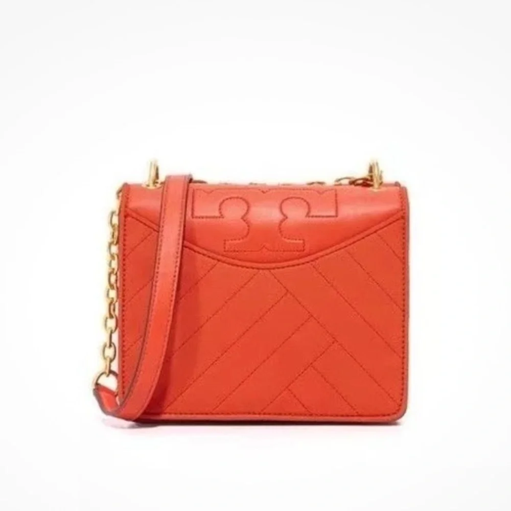 Tory Burch Bag Alexa Convertible Quilted Gold Chain in Red Leather